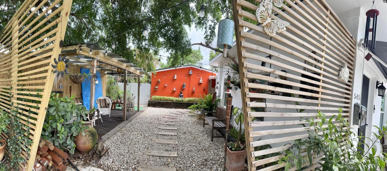 Flora'S Garden Apartment/Studio 北迈阿密 外观 照片