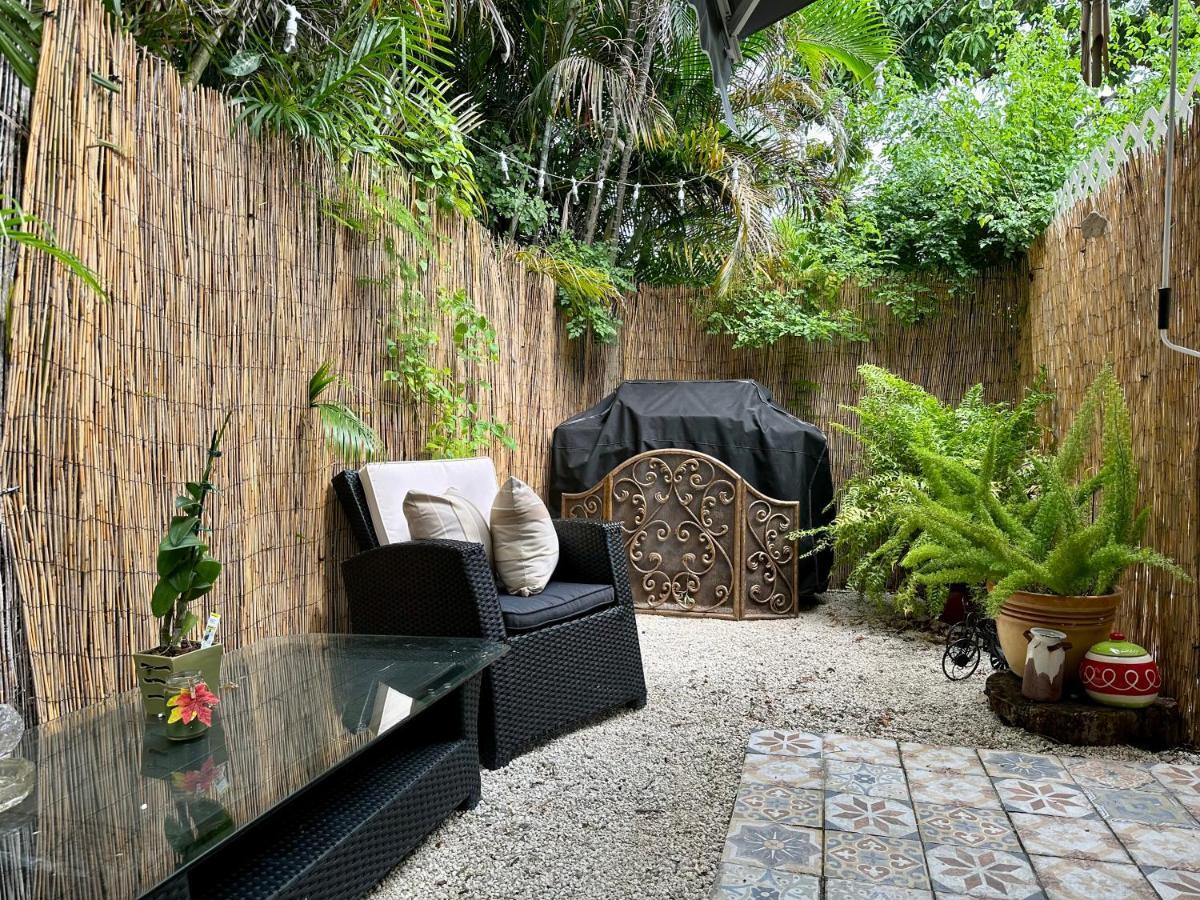 Flora'S Garden Apartment/Studio 北迈阿密 外观 照片